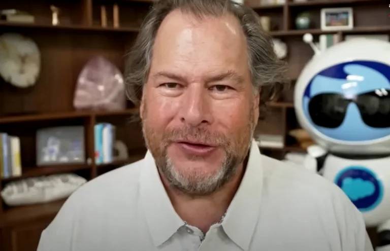 Salesforce reubica a 4000 empleados de atención al cliente
