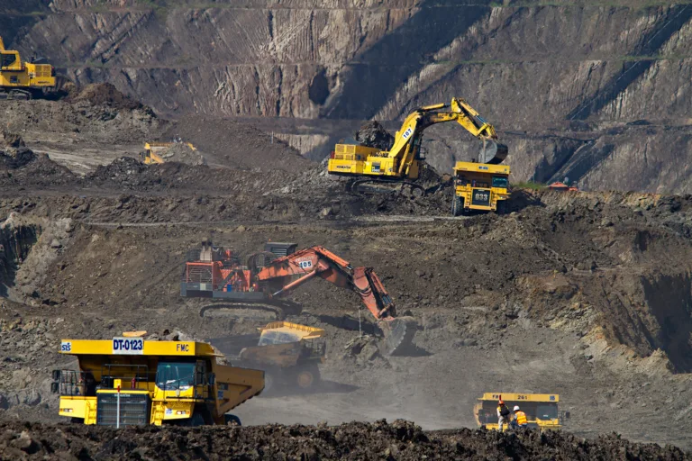 China endurece el control sobre las exportaciones de minerales estratégicos