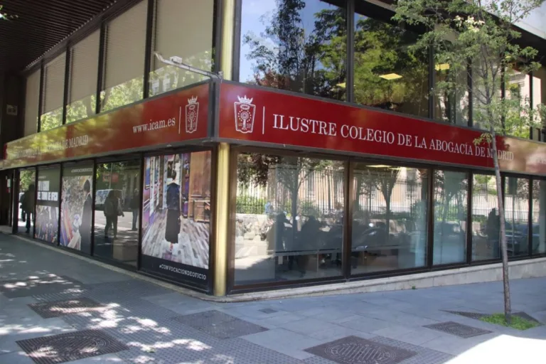 El ICAM apuesta por la inteligencia artificial para modernizar su Biblioteca colegial