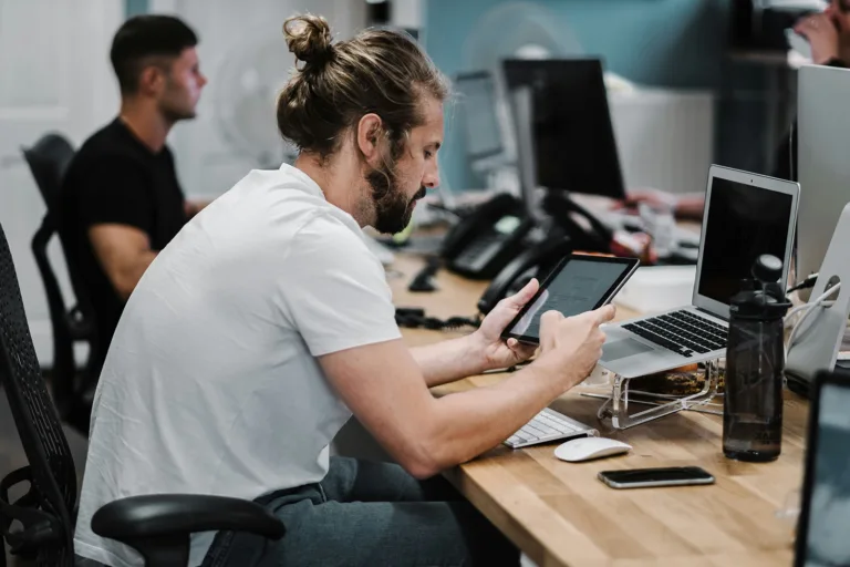 OpenAI analiza el impacto de la IA en el mercado laboral de la UE