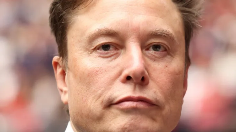 Del «invocar al demonio» a fundar xAI: las contradicciones de Elon Musk con la IA