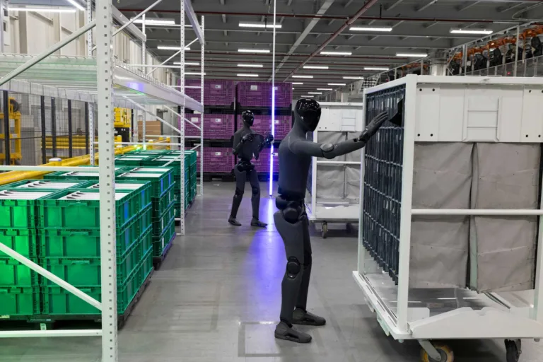 Un robot humanoide ya clasifica piezas en la fábrica de BMW en EE. UU.